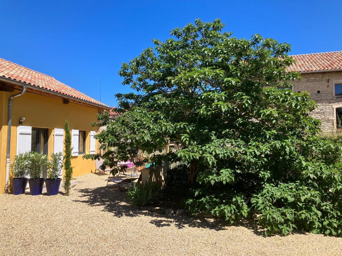 Le Clos De Quintaine Gites De Charme Clessé Esterno foto