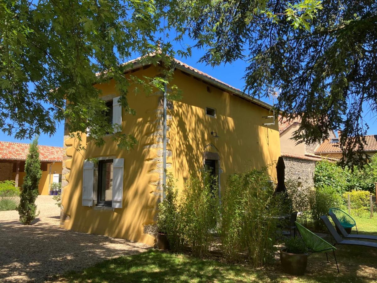 Le Clos De Quintaine Gites De Charme Clessé Esterno foto