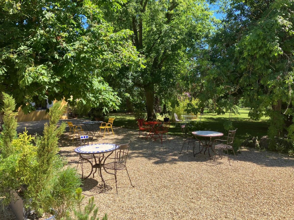 Le Clos De Quintaine Gites De Charme Clessé Esterno foto